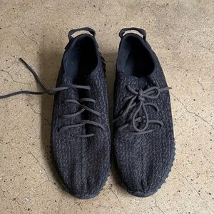 Yeezy 350 Boost Pirate Black Knit Sneakers
